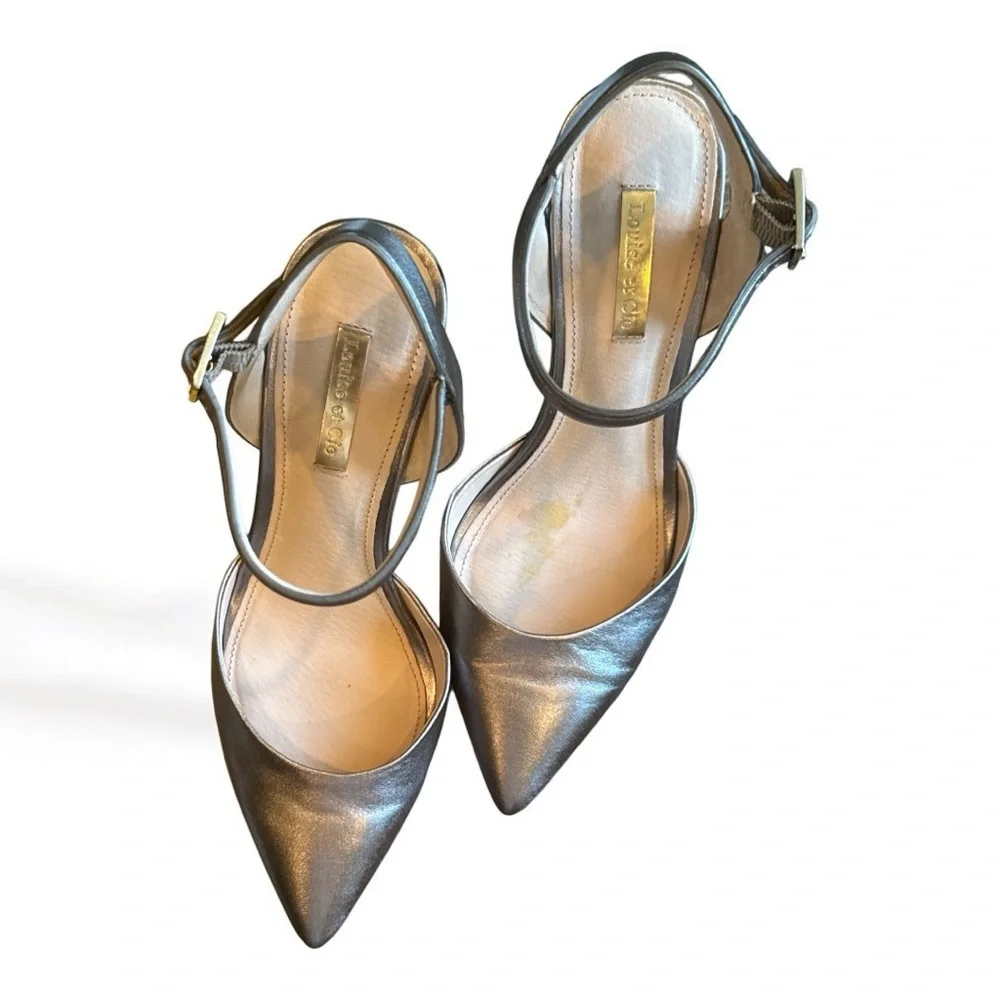 Louise et Cie‎ shoes 7 KOTA PEWTER ANKLE STRAP PUMP Size 7 HEEL 3 1/4”